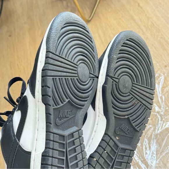 Nike dunk low panda Size 5.5 - Picture 9 of 10